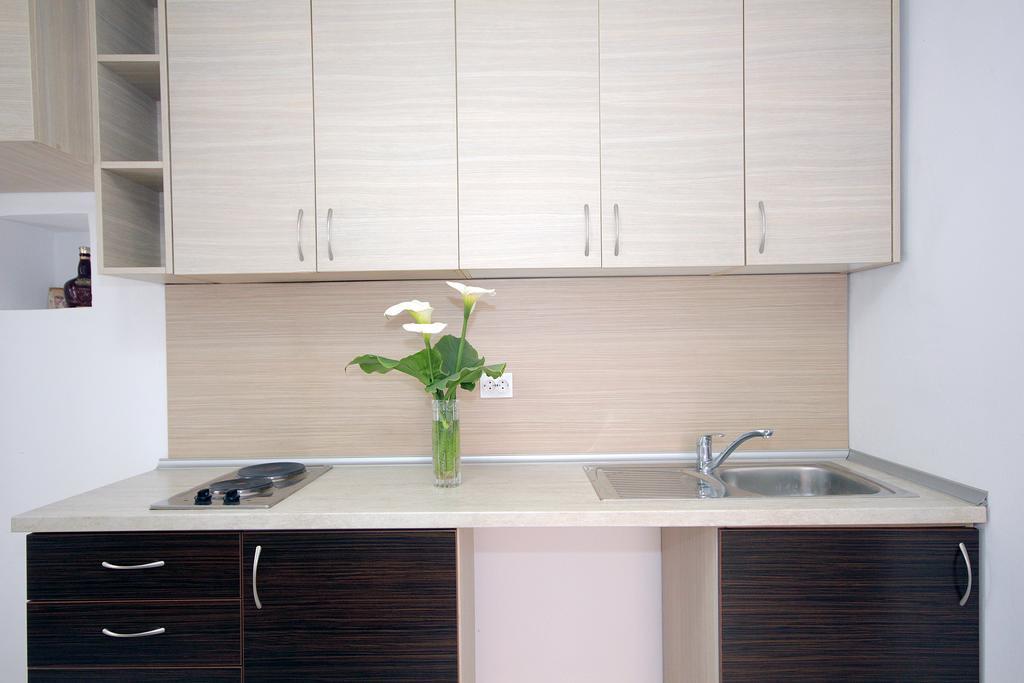Apartments Pavlovic Petrovac Bagian luar foto