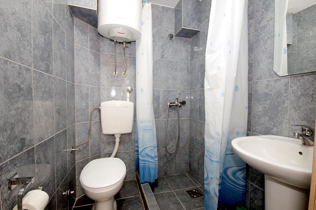 Apartments Pavlovic Petrovac Bagian luar foto