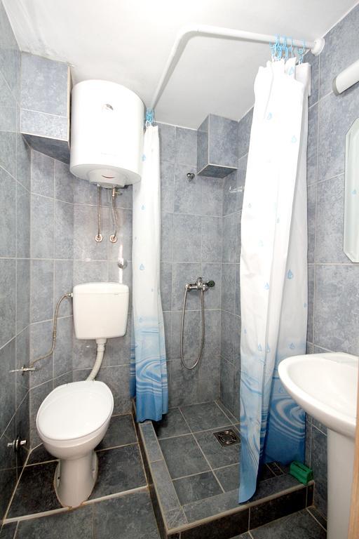 Apartments Pavlovic Petrovac Bagian luar foto