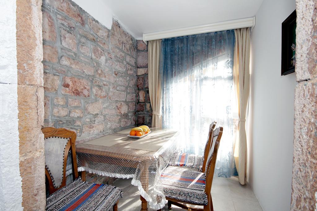 Apartments Pavlovic Petrovac Bagian luar foto